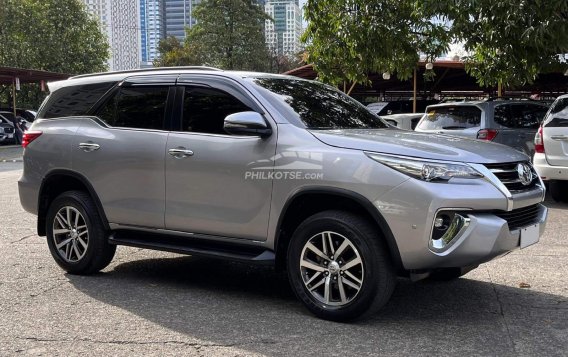 2019 Toyota Fortuner  2.8 V Diesel 4x4 AT in Manila, Metro Manila-10