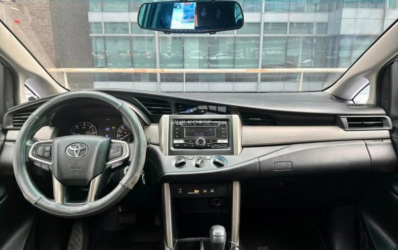 2017 Toyota Innova  2.8 E Diesel AT in Makati, Metro Manila-5