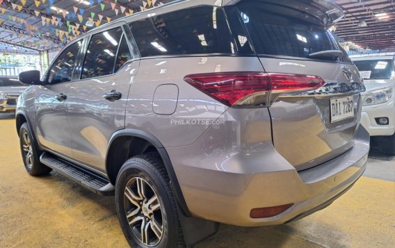 2018 Toyota Fortuner  2.4 G Diesel 4x2 AT in Quezon City, Metro Manila-13