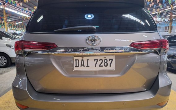 2018 Toyota Fortuner  2.4 G Diesel 4x2 AT in Quezon City, Metro Manila-12