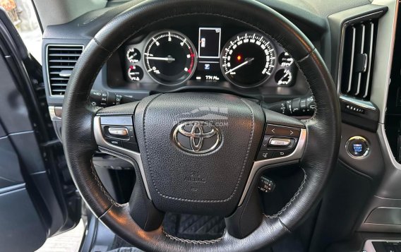 2017 Toyota Land Cruiser in Manila, Metro Manila-14