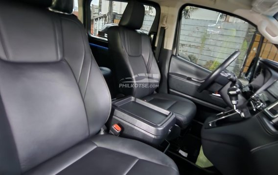 2021 Toyota Hiace Super Grandia Leather 2.8 AT in Manila, Metro Manila-10