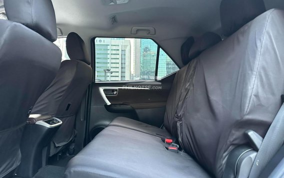 2018 Toyota Fortuner  2.4 G Diesel 4x2 AT in Makati, Metro Manila-11