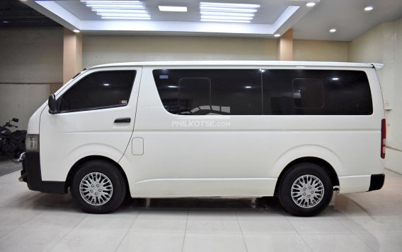 2015 Toyota Hiace  Commuter 3.0 M/T in Lemery, Batangas-5