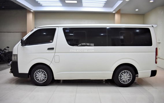 2015 Toyota Hiace  Commuter 3.0 M/T in Lemery, Batangas-1