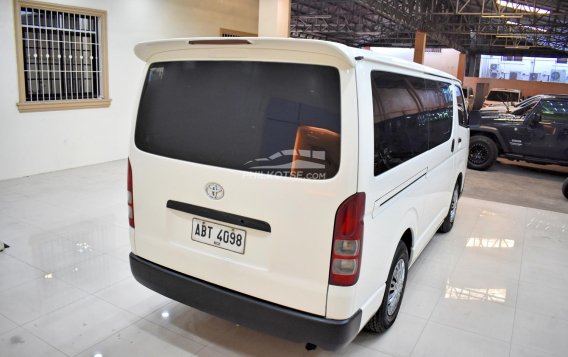2015 Toyota Hiace  Commuter 3.0 M/T in Lemery, Batangas