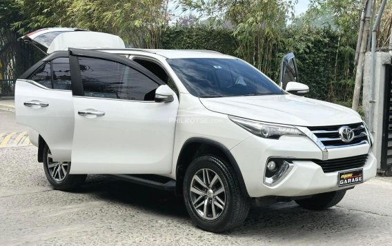 2018 Toyota Fortuner  2.4 V Diesel 4x2 AT in Manila, Metro Manila-20