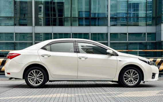 2016 Toyota Altis in Makati, Metro Manila-12