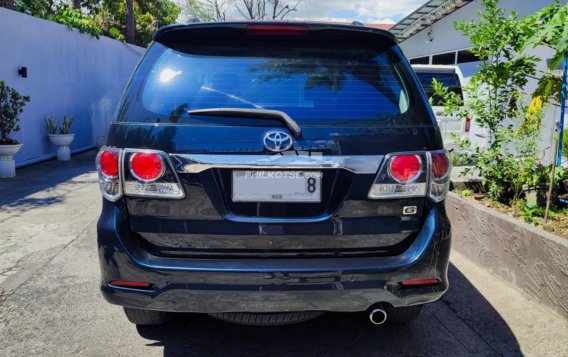 2015 Toyota Fortuner  2.4 G Diesel 4x2 AT in Parañaque, Metro Manila-8