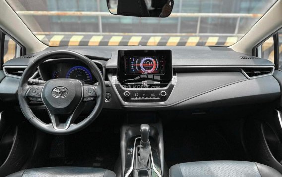 2020 Toyota Corolla Altis  1.6 V CVT in Makati, Metro Manila-4