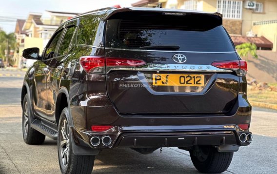 2016 Toyota Fortuner  2.4 V Diesel 4x2 AT in Manila, Metro Manila-5