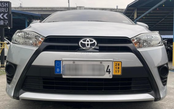 2017 Toyota Yaris  1.3 E AT in Quezon City, Metro Manila-21