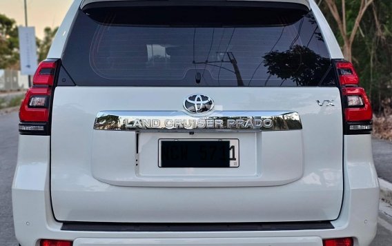 2018 Toyota Land Cruiser Prado 3.0 4x4 AT (Diesel) in Manila, Metro Manila-15