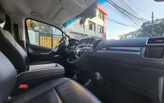 2020 Toyota Hiace Super Grandia Elite 2.8 AT in Manila, Metro Manila-10