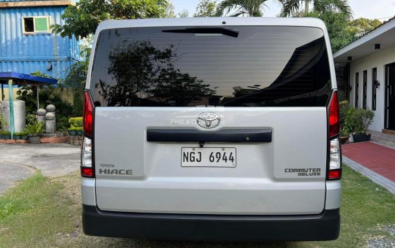 2021 Toyota Hiace  Commuter Deluxe in Manila, Metro Manila-3