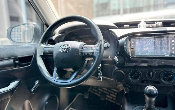 2019 Toyota Hilux J 2.4 4x4 MT in Makati, Metro Manila-4