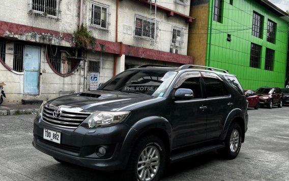 2012 Toyota Fortuner in Quezon City, Metro Manila-4