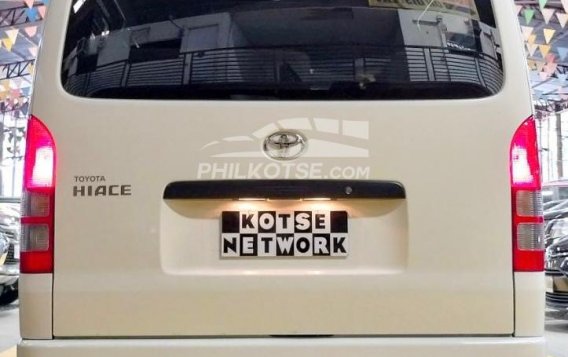 2020 Toyota Hiace  Commuter 3.0 M/T in Quezon City, Metro Manila-10