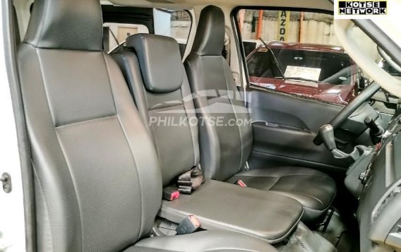 2020 Toyota Hiace  Commuter 3.0 M/T in Quezon City, Metro Manila-2