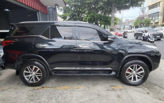 2016 Toyota Fortuner  2.7 G Gas A/T in Las Piñas, Metro Manila-8