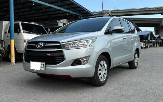 2020 Toyota Innova  2.8 J Diesel MT in Pasay, Metro Manila-9