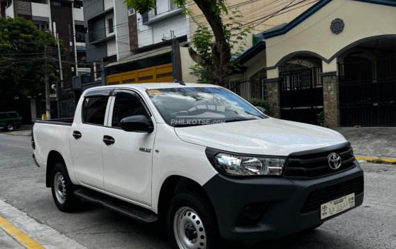 2023 Toyota Hilux J 2.4 4x4 MT in Quezon City, Metro Manila-8
