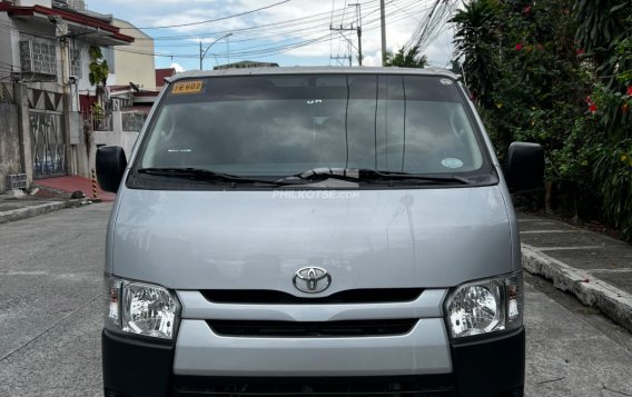 2022 Toyota Hiace  Commuter 3.0 M/T in Quezon City, Metro Manila-5