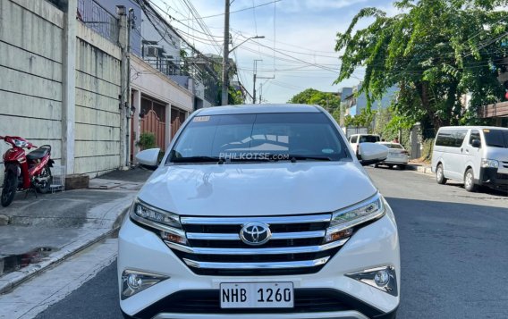 2022 Toyota Rush  1.5 E MT in Quezon City, Metro Manila-2