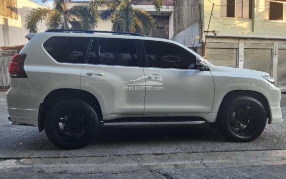 2018 Toyota Land Cruiser Prado in Manila, Metro Manila-12