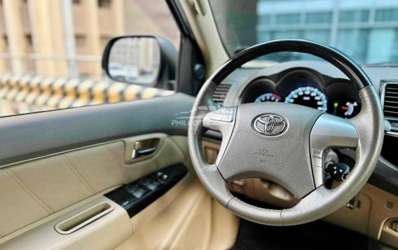 2012 Toyota Fortuner in Makati, Metro Manila-3