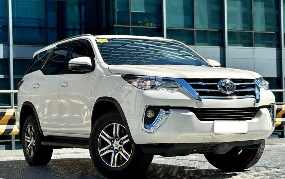 2018 Toyota Fortuner  2.4 G Diesel 4x2 AT in Makati, Metro Manila-11