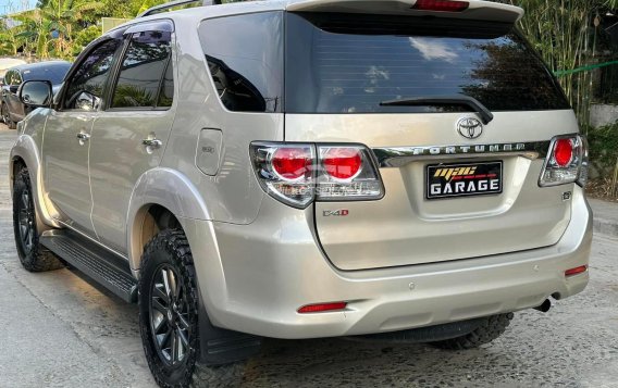 2014 Toyota Fortuner  2.4 G Diesel 4x2 AT in Manila, Metro Manila-17