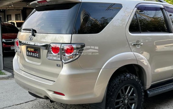 2014 Toyota Fortuner  2.4 G Diesel 4x2 AT in Manila, Metro Manila-15