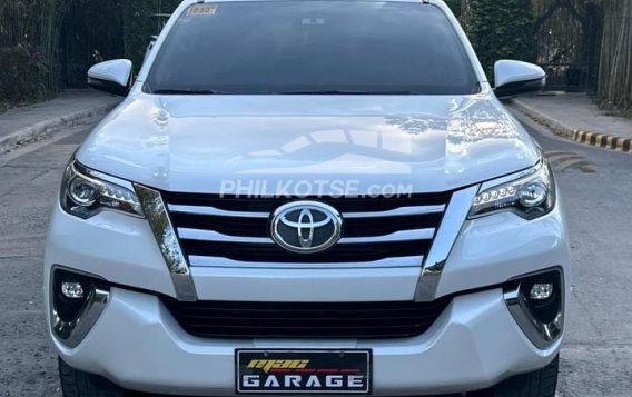 2019 Toyota Fortuner 2.4 V Pearl Diesel 4x2 AT in Manila, Metro Manila-32