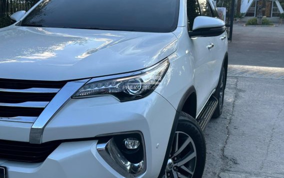 2019 Toyota Fortuner 2.4 V Pearl Diesel 4x2 AT in Manila, Metro Manila-29