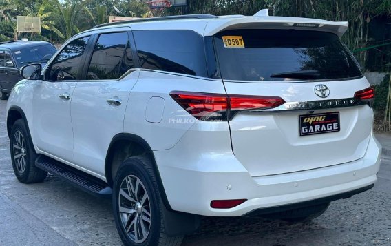 2019 Toyota Fortuner 2.4 V Pearl Diesel 4x2 AT in Manila, Metro Manila-25