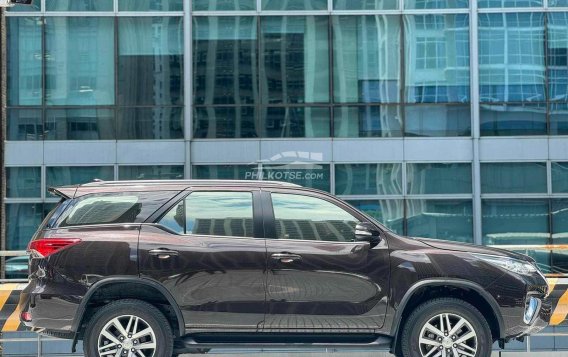 2017 Toyota Fortuner in Makati, Metro Manila-12