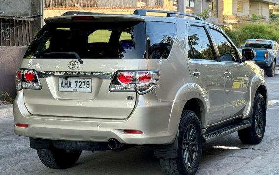 2015 Toyota Fortuner  2.4 G Diesel 4x2 AT in Manila, Metro Manila-1