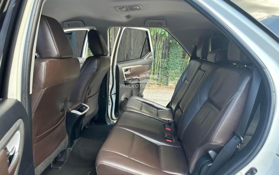 2017 Toyota Fortuner  2.8 V Diesel 4x4 AT in Manila, Metro Manila-4