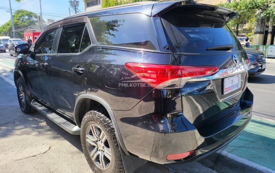 2016 Toyota Fortuner  2.4 G Diesel 4x2 AT in Las Piñas, Metro Manila-11