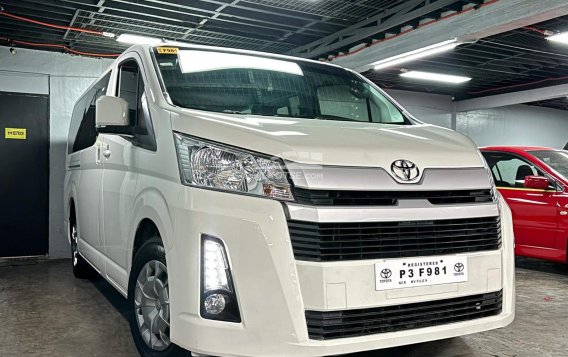 2019 Toyota Hiace  Commuter Deluxe in Manila, Metro Manila-10