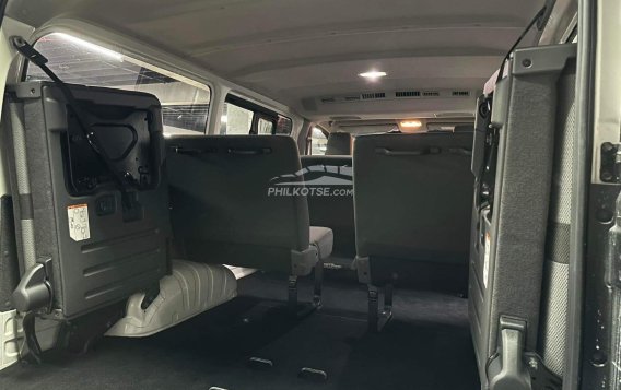 2019 Toyota Hiace  Commuter Deluxe in Manila, Metro Manila-2