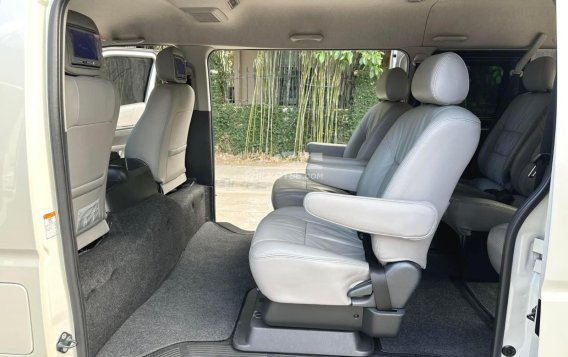 2018 Toyota Hiace  Super Grandia (Leather) 3.0 A/T Monotone in Manila, Metro Manila-12