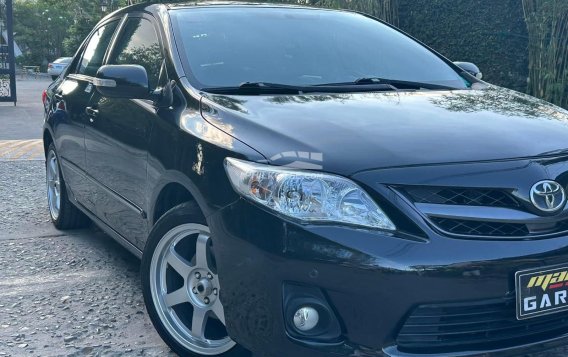 2013 Toyota Corolla Altis  1.6 V CVT in Manila, Metro Manila-20