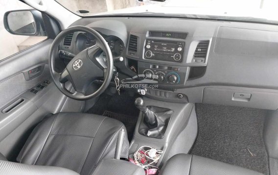 2015 Toyota Hilux  2.4 E DSL 4x2 M/T in Mexico, Pampanga-6