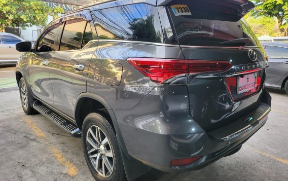 2016 Toyota Fortuner  2.4 V Diesel 4x2 AT in Las Piñas, Metro Manila-11