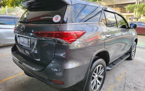 2016 Toyota Fortuner  2.4 V Diesel 4x2 AT in Las Piñas, Metro Manila-9