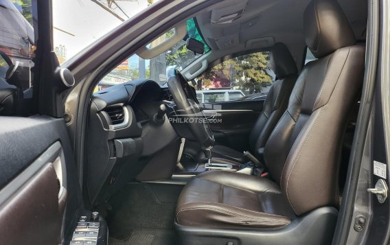 2016 Toyota Fortuner  2.4 V Diesel 4x2 AT in Las Piñas, Metro Manila-5