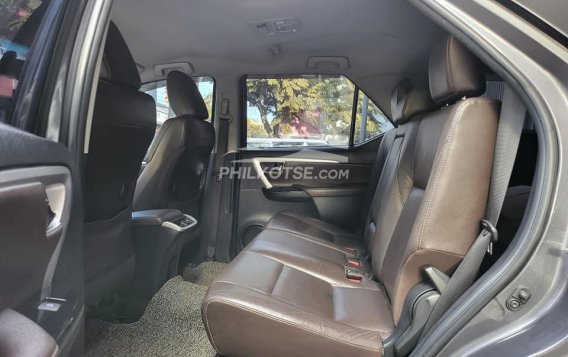 2016 Toyota Fortuner  2.4 V Diesel 4x2 AT in Las Piñas, Metro Manila-3