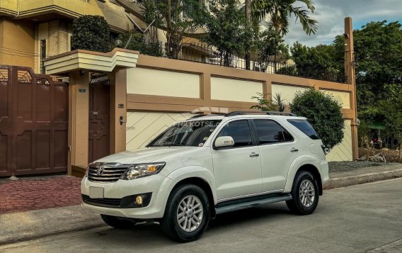 2014 Toyota Fortuner  2.4 G Diesel 4x2 AT in Manila, Metro Manila-15